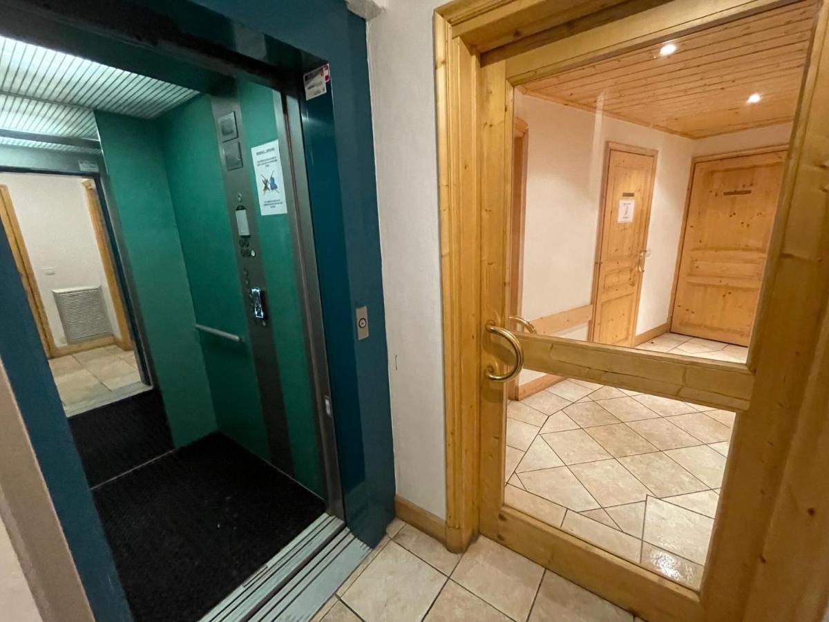 Meribel Centre La Chaudanne, Real Ski In And Out, 3 Bedrooms 2 Bathrooms Newly Renovated, Chalet L'Eperviere Экстерьер фото